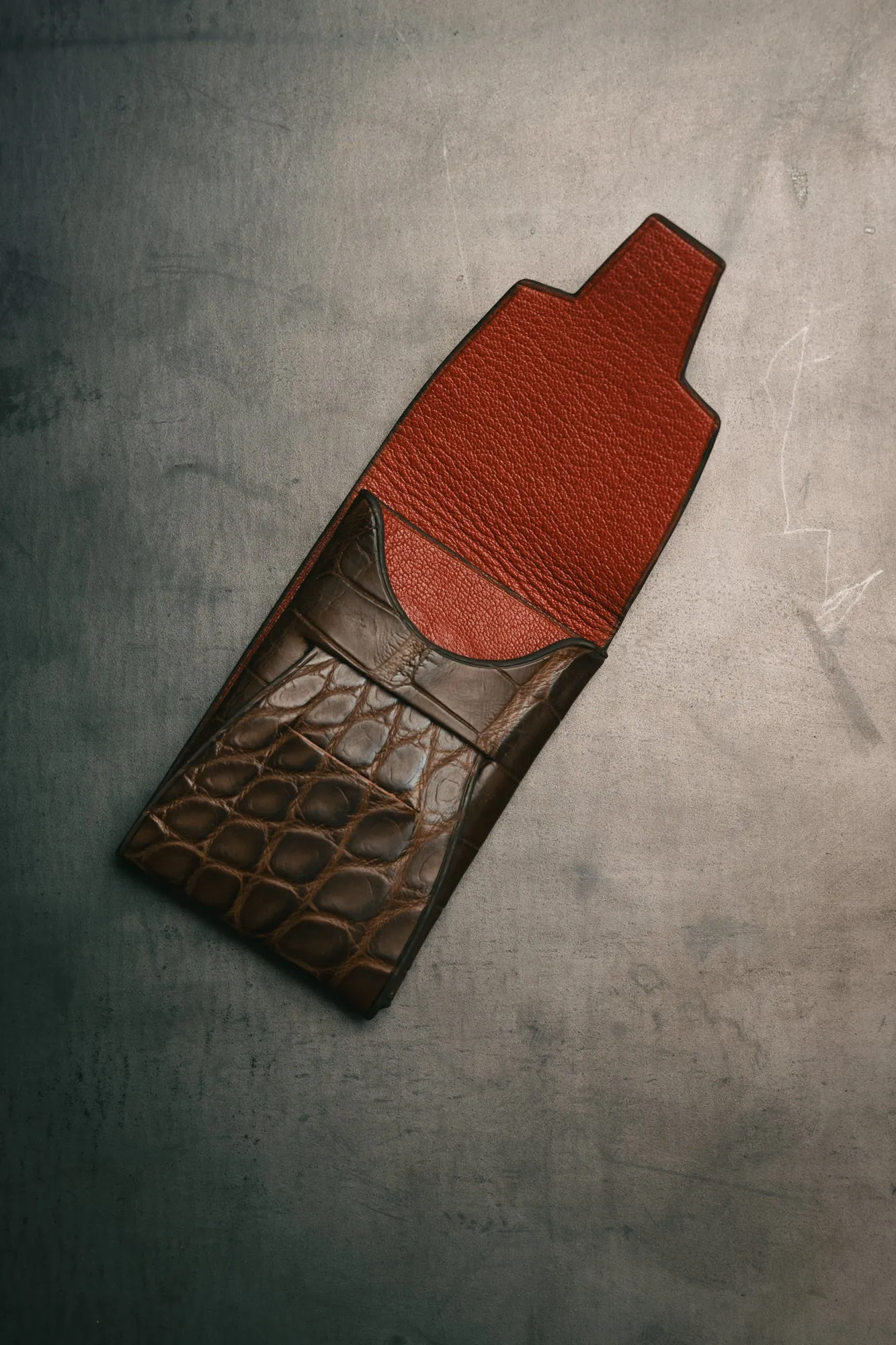 Johnny Slim - Brown American Alligator with Brick Chevré interior