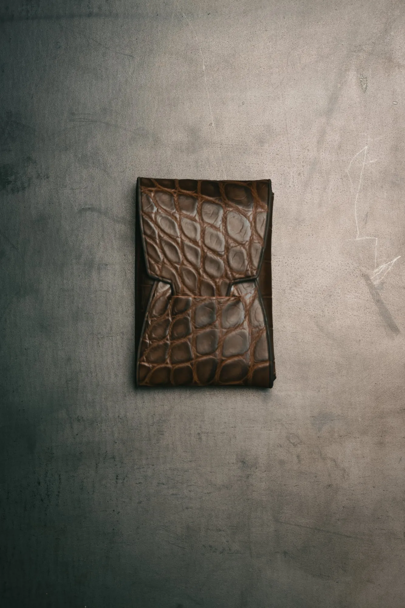 Johnny Slim - Brown American Alligator with Brick Chevré interior