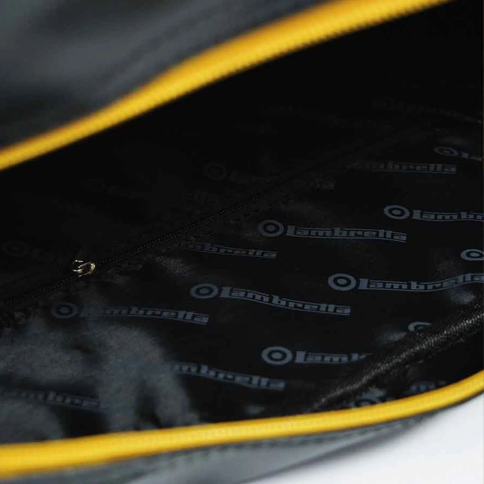 Lambretta Mens Retro Flight Faux Leather Satchel Bag
