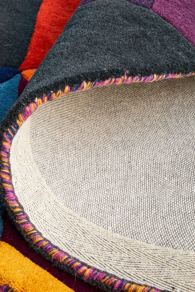 Matrix 906 Round Rug (Crayon) by Rug Culture