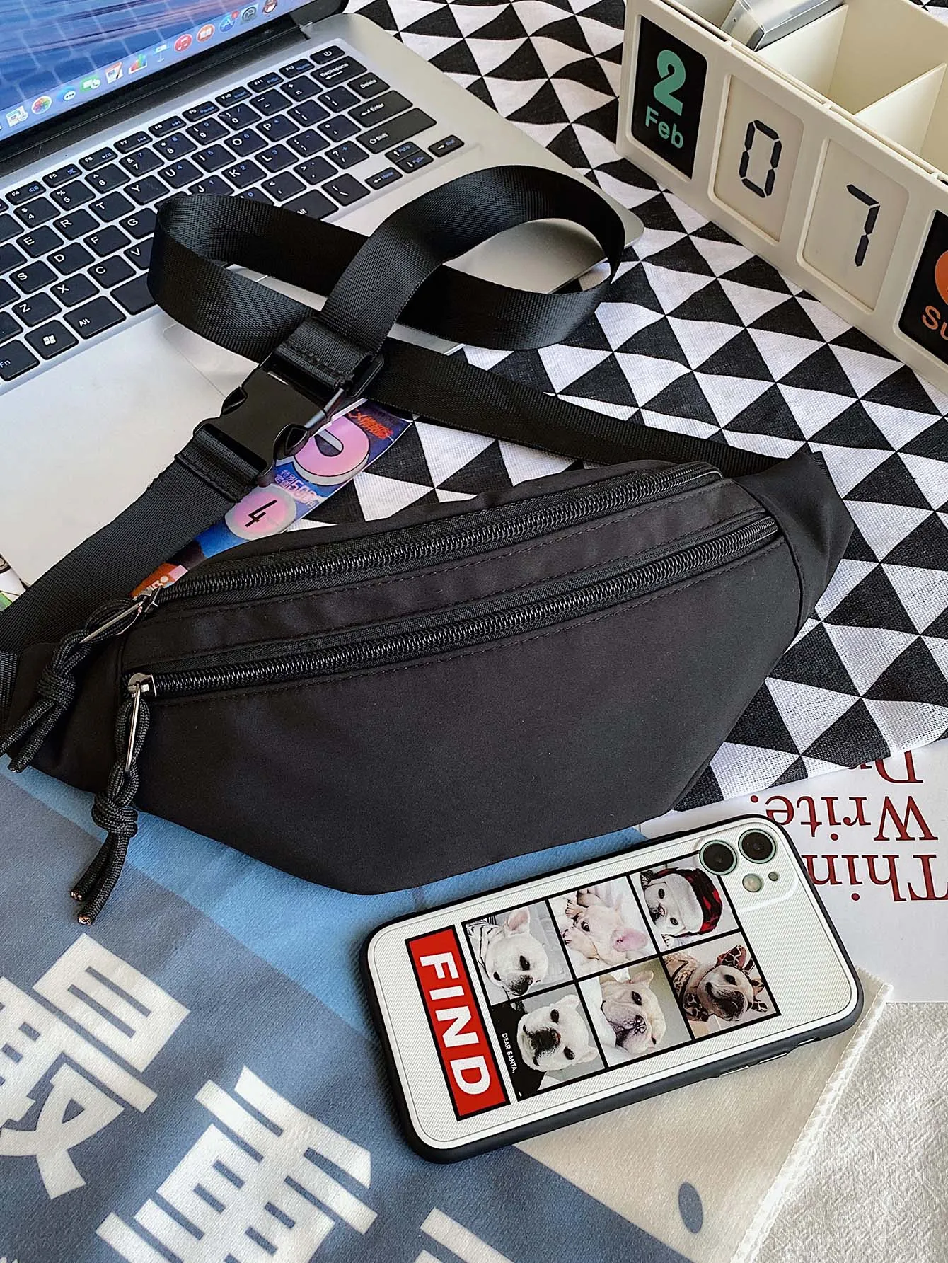Minimalist Knot Decor Fanny Pack
