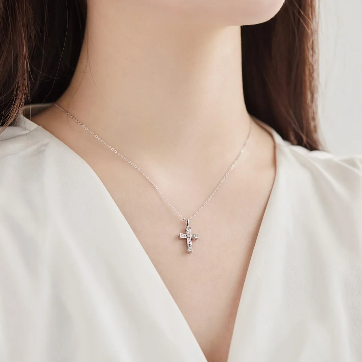 Pave Ridge Small Crucifix Necklace