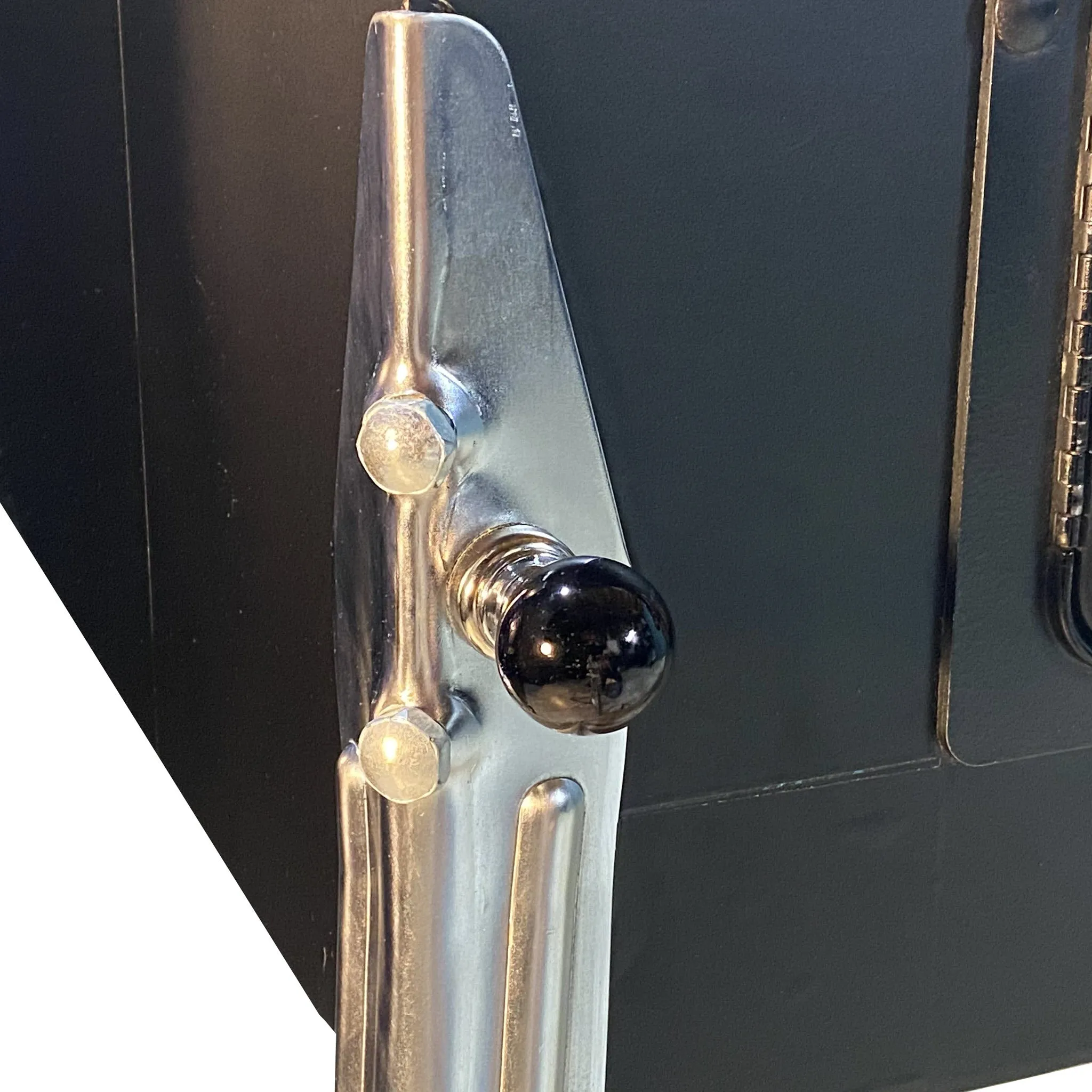 PINpeg Shiny Black Round