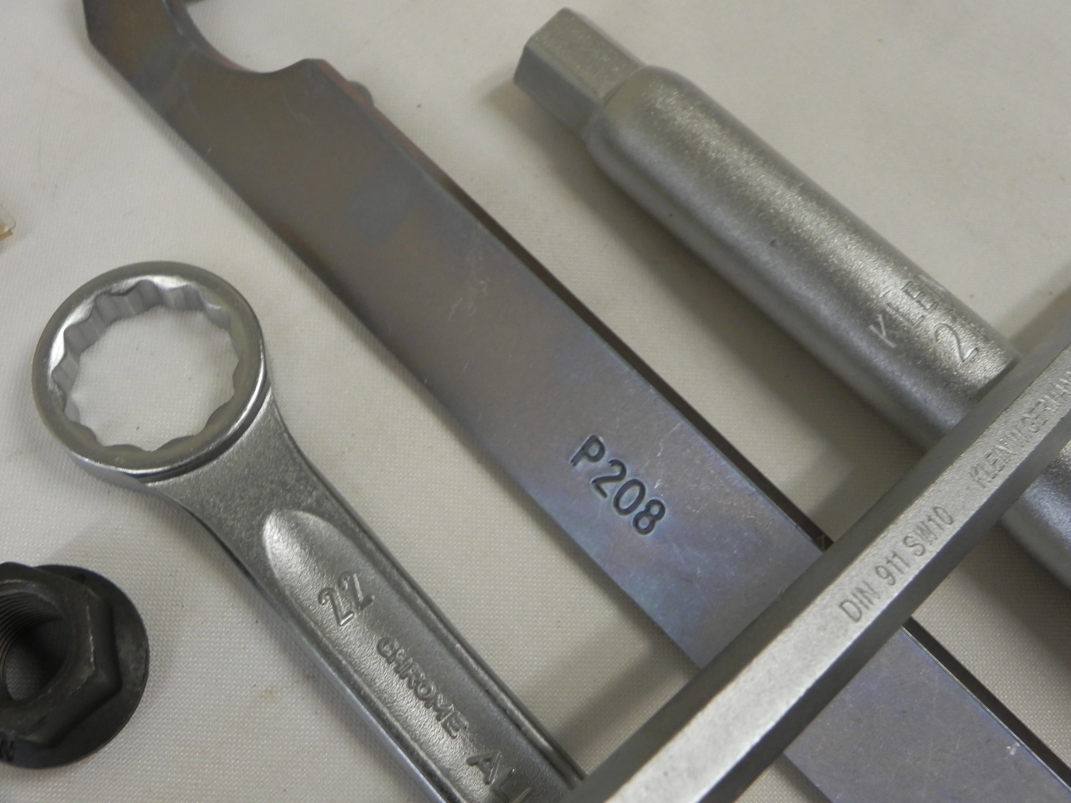 (Used) 911 SWB Tool Kit - 1965-68