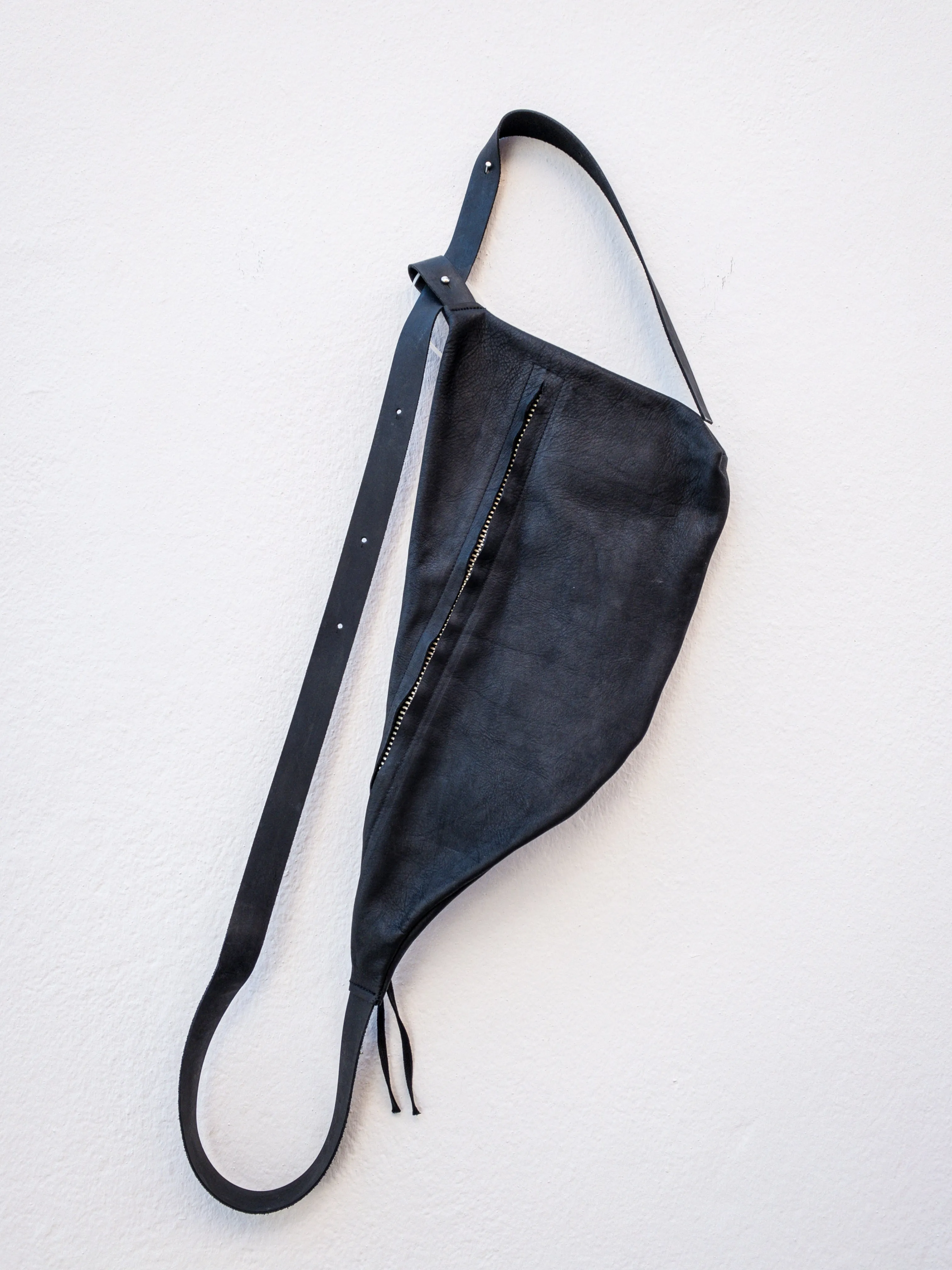 Werkschwarz 3-N  Cross Body Bag